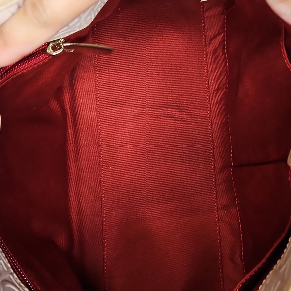 Salvatore Ferragamo Pink Leather Ganici Shoulder Bag - Picture 13 of 15